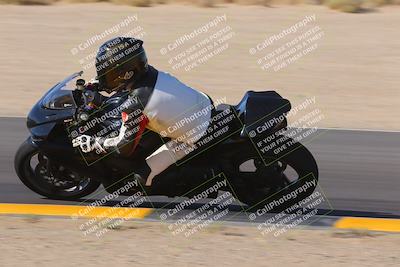 media/Oct-08-2022-SoCal Trackdays (Sat) [[1fc3beec89]]/Turn 9 Inside (10am)/